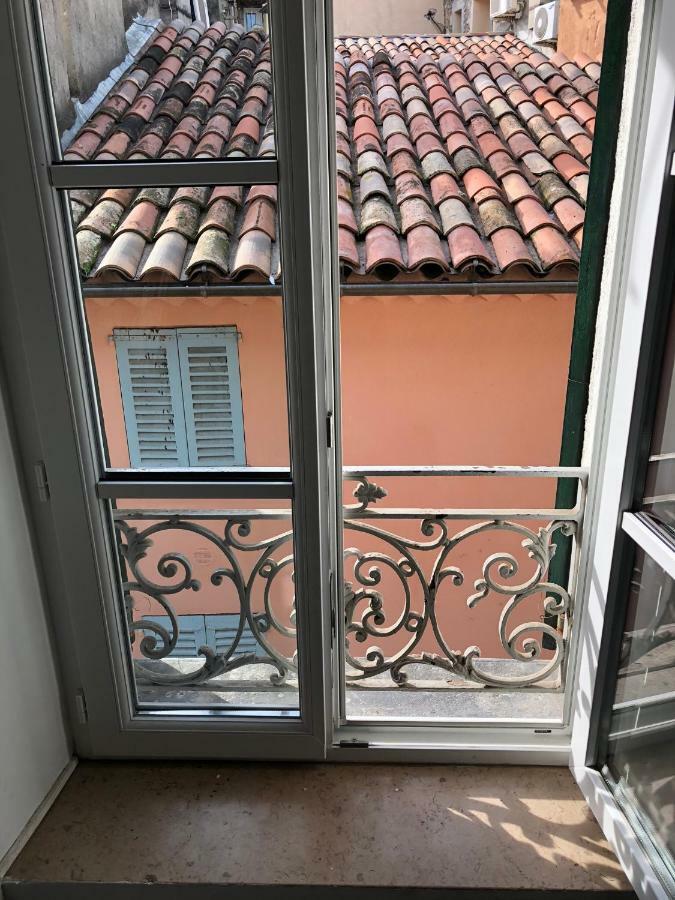 A Deux Pas Du Palais Des Festivals , Deux Pieces Dans Le Bas Du Quartier Historique Du Suquet A Cannes Apartment Luaran gambar