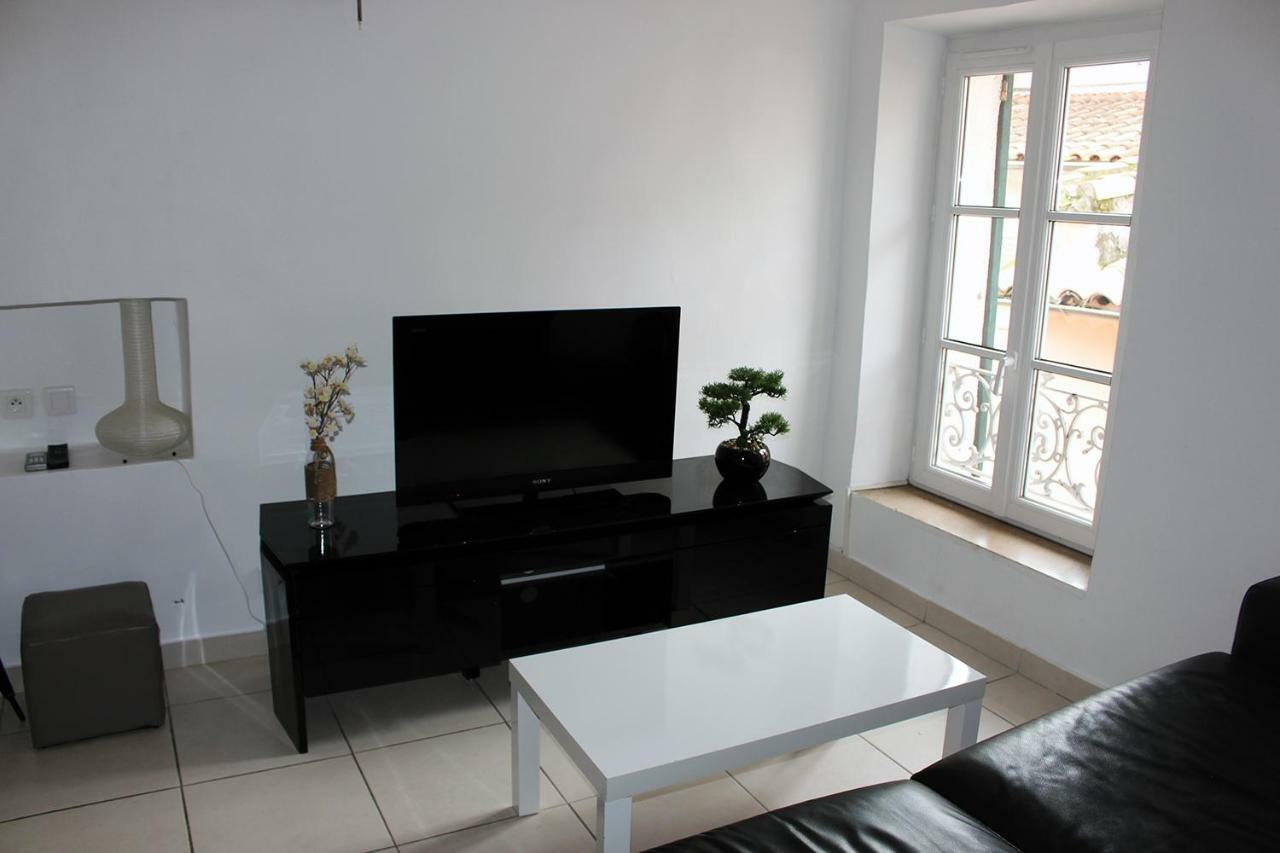 A Deux Pas Du Palais Des Festivals , Deux Pieces Dans Le Bas Du Quartier Historique Du Suquet A Cannes Apartment Luaran gambar
